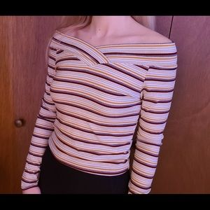 Off the shoulder long sleeve top